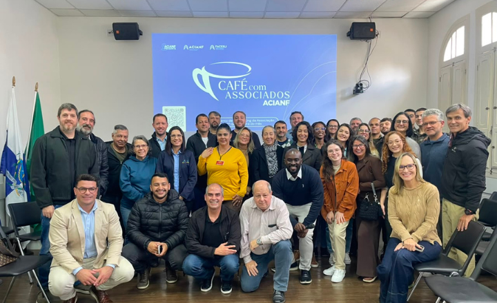 Crescer preservando a harmonia: Café com Associados orienta sobre nova NR-1 